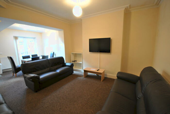 7 Bedroom Terraced House To Rent In Osborne Road, Jesmond, Newcastle Upon Tyne, NE2