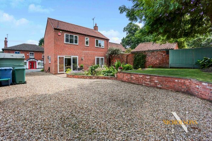 3 Bedroom Detached House For Sale In Town Street, Lound, Retford, Nottinghamshire, DN22