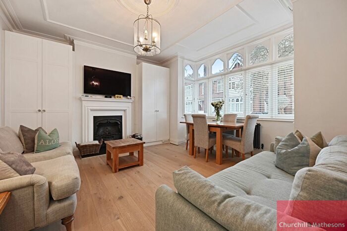 2 Bedroom Flat To Rent In Merton Avenue, Chiswick, W4