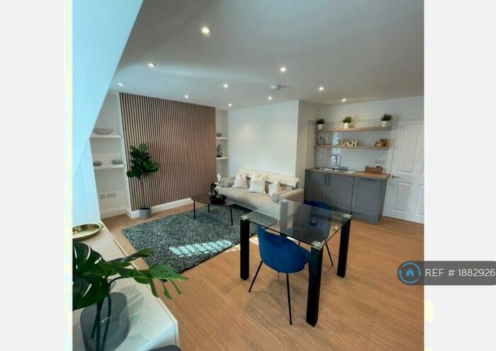 1 Bedroom Flat To Rent In Bouverie Road West, Folkestone, CT20