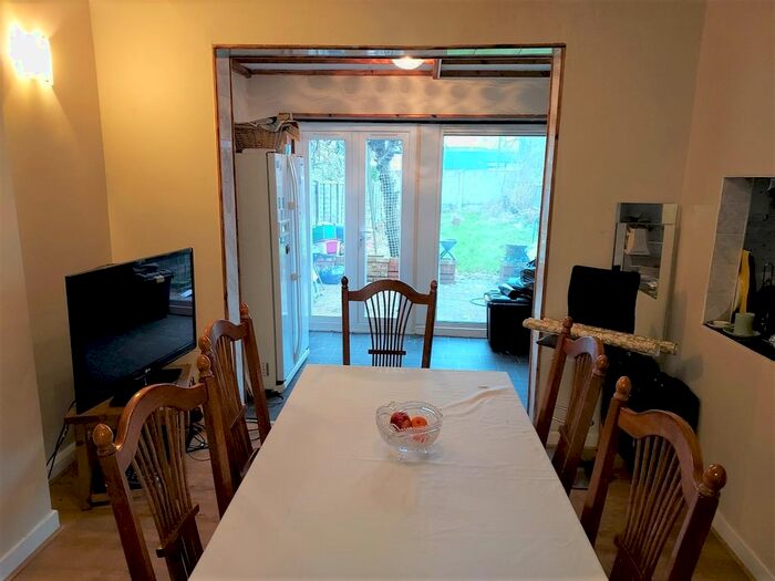 3 Bedroom Terraced House To Rent In Mayfield Road, Thornton Heath, CR7