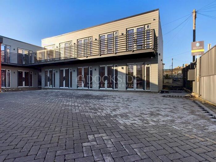 Property To Rent In Grove Road, Strood, Rochester ME2