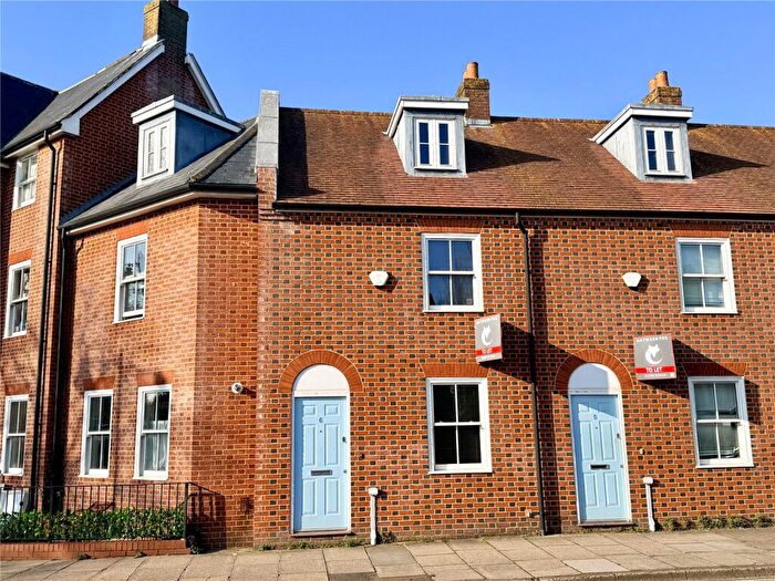 2 Bedroom Terraced House For Sale In Priestlands Place, Lymington, Hampshire, SO41
