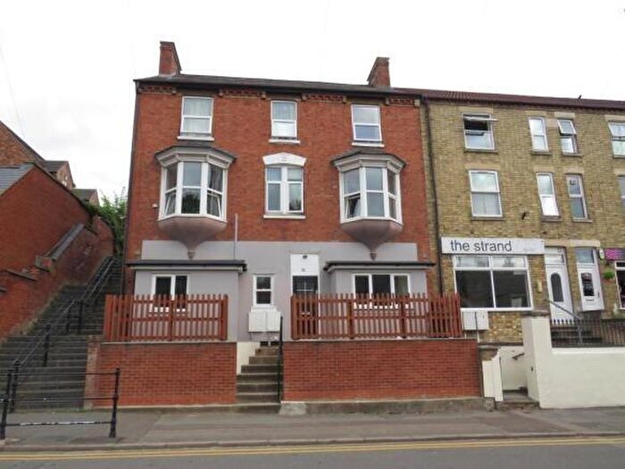 2 Bedroom Flat To Rent In Brook Street, Raunds, Wellingborough, NN9