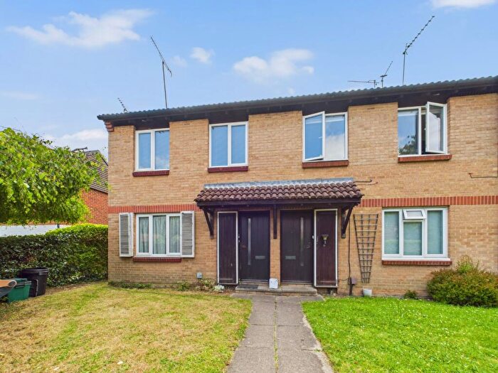 1 Bedroom Flat For Sale In Taylor Close, Orpington, Kent, BR6