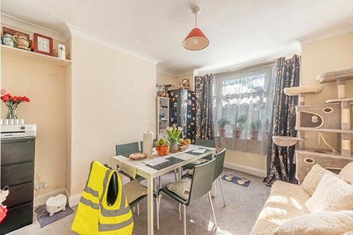 3 Bedroom Semi Detached House For Sale In Stag Close, Edgware, Middlesex, HA8