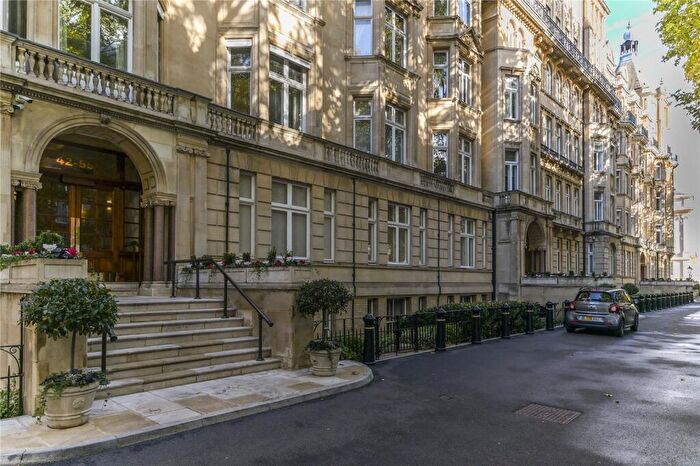 4 Bedroom Apartment To Rent In Harley House, Marylebone Road, London, NW1