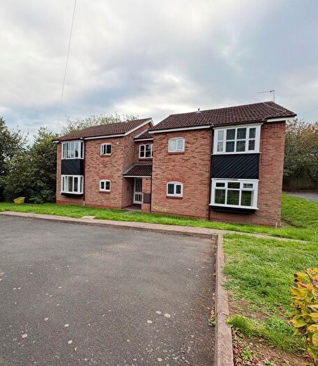 1 Bedroom Flat To Rent In Ragees Road, Kingswinford, DY6