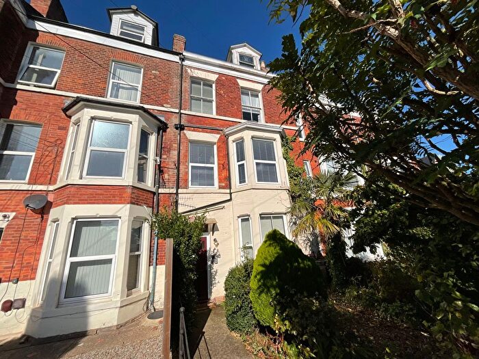 1 Bedroom Flat For Sale In Beulah Terrace, Scarborough, YO11