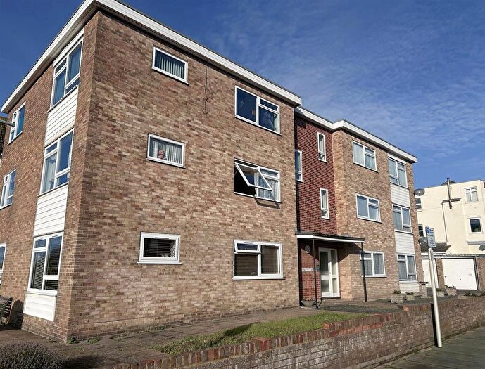 2 Bedroom Flat For Sale In Cranfield Road, Bexhill-On-Sea, TN40