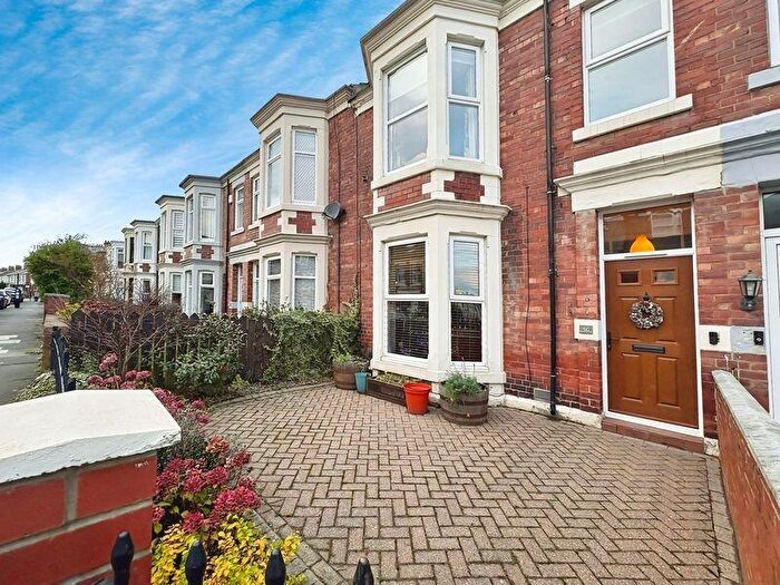 5 Bedroom Terraced House For Sale In Park Parade, Whitley Bay, NE26