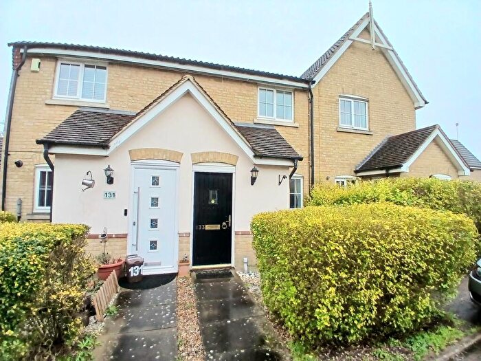 2 Bedroom House To Rent In Cleveland Way, Stevenage, SG1