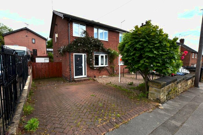 3 Bedroom Semi-Detached House To Rent In George Street, Worsbrough Dale, Barnsley, S70