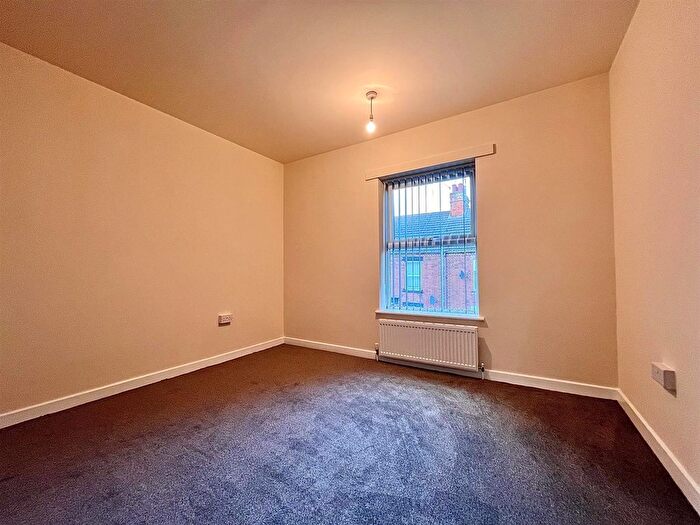 3 Bedroom Terraced House For Sale In Century Road, Great Yarmouth, NR31
