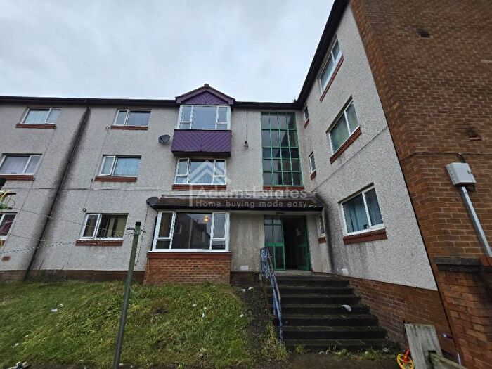 2 Bedroom Flat To Rent In Ryedale House, Batley, WF17