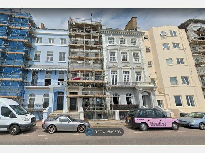 2 Bedroom Flat To Rent In Top Floor, St. Leonards-On-Sea, TN38