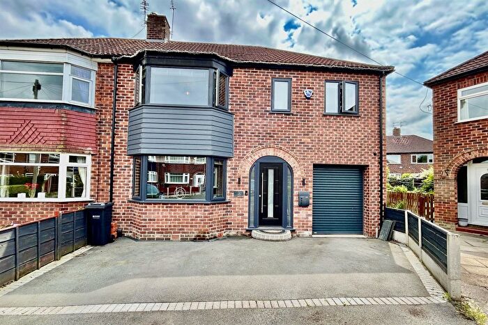 4 Bedroom Semi-Detached House For Sale In Hurstvale Avenue, Heald Green, Stockport, SK8