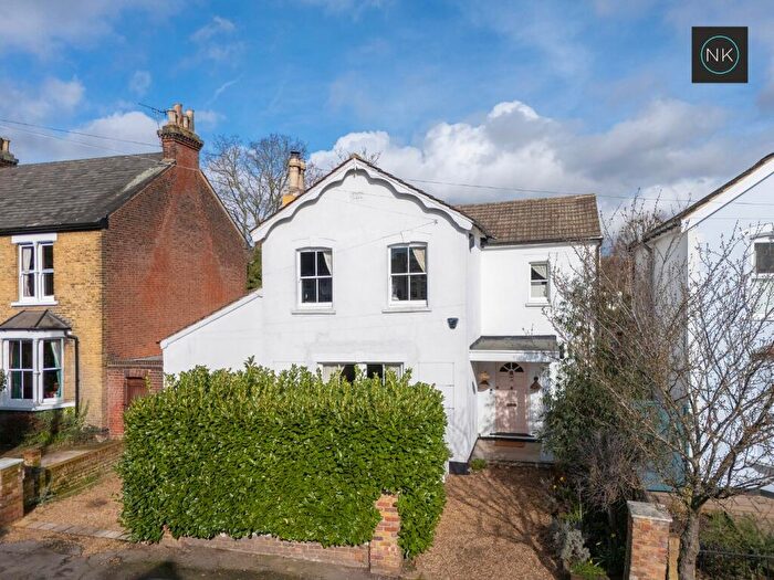 4 Bedroom Detached House For Sale In Derby Road, South Woodford, London, E18