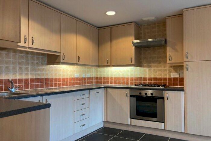 2 Bedroom Flat To Rent In Buckingham Road, Bicester, OX26