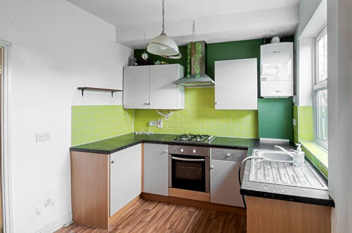 2 Bedroom End Of Terrace House For Sale In Barker Lane, Chesterfield, S40