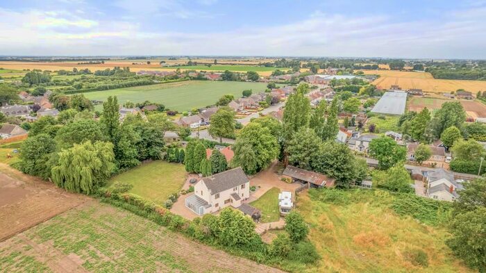 4 Bedroom Detached House For Sale In North Road, Gedney Hill, Spalding, Lincs, PE12