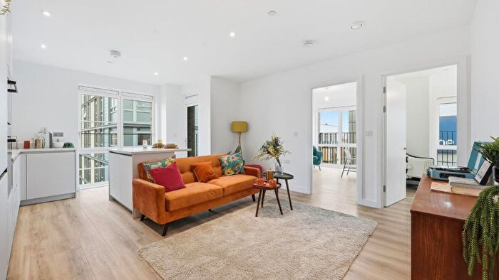 1 Bedroom Flat For Sale In Herald Street, London, E2