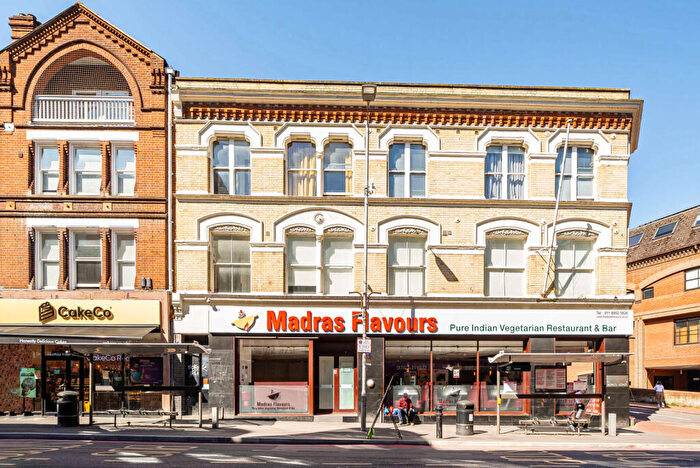 1 Bedroom Apartment For Sale In Abbey Square, Reading, Berkshire, RG1