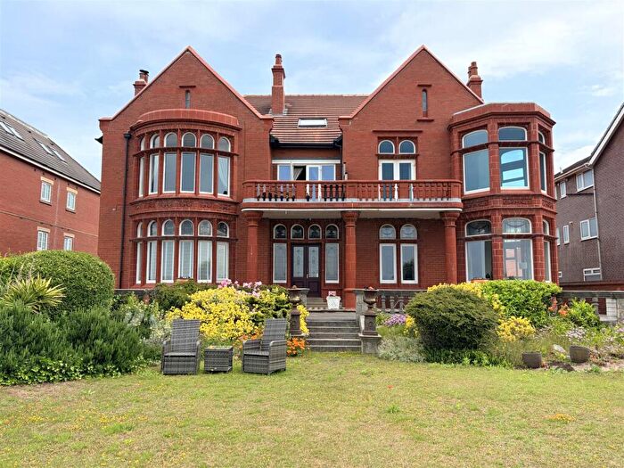 3 Bedroom Maisonette For Sale In Joflor Mount, North Promenade, Lytham St Annes, FY8
