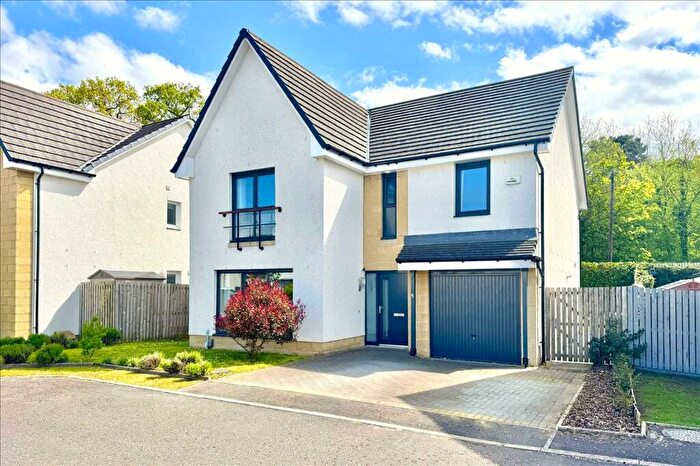 4 Bedroom Detached House For Sale In New Calder Mill Road, Mid Calder, EH54