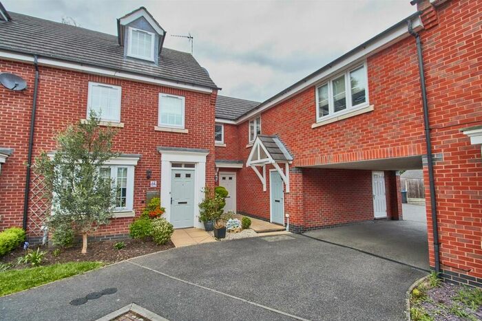 3 Bedroom Town House To Rent In Beechrome Drive, Earl Shilton, LE9