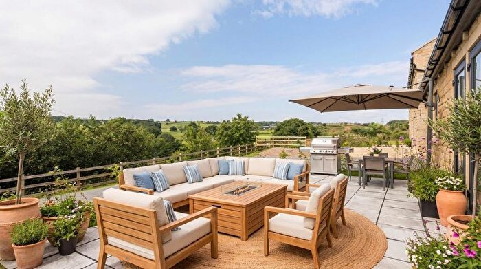 3 Bedroom Bungalow For Sale In Scholebrook Lane, Tong, BD4