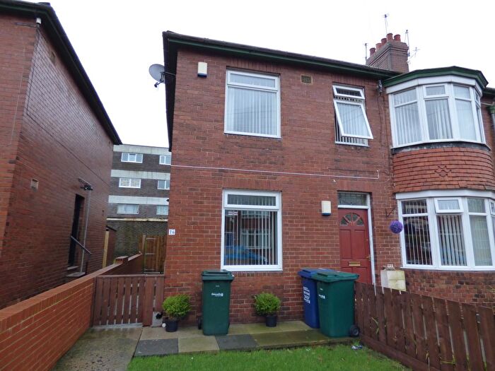 3 Bedroom Flat To Rent In Moorhead, Newcastle Upon Tyne, NE5