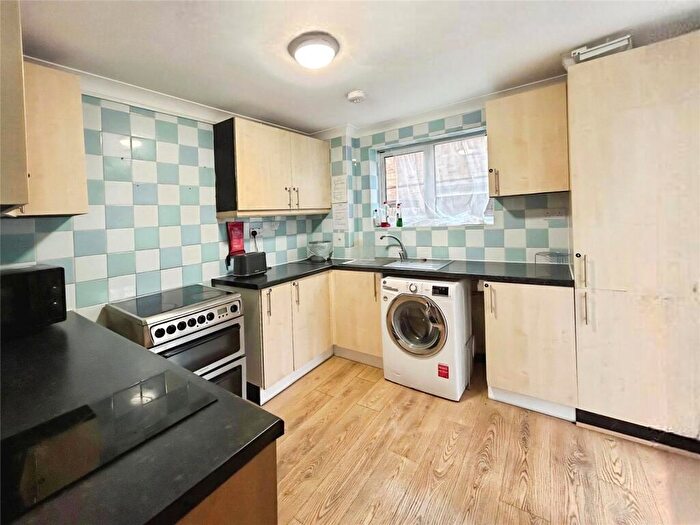 1 Bedroom Terraced House To Rent In Steeplehall, Basildon, Essex, SS13
