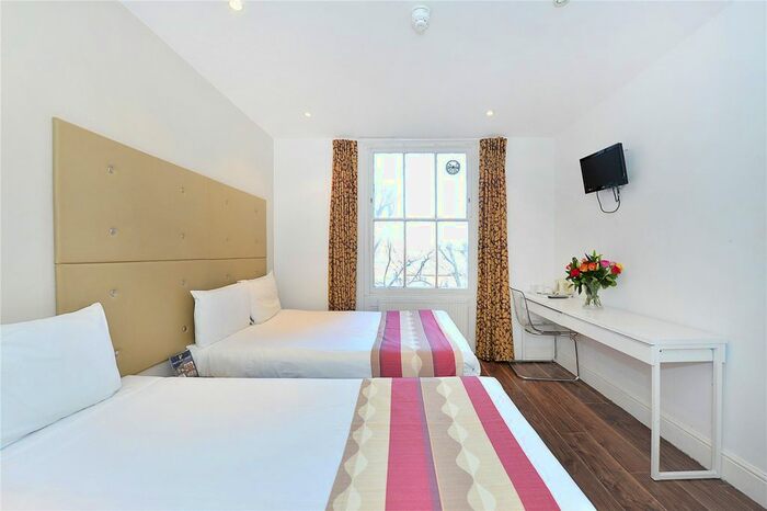 Studio To Rent In Queensborough Terrace, Bayswater, London W2