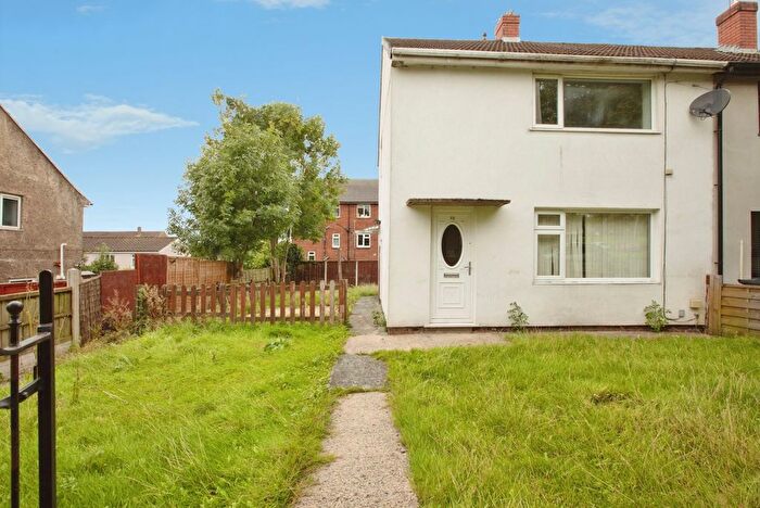 2 Bedroom End Of Terrace House For Sale In Radnor Avenue, Burnley, Lancashire, BB12