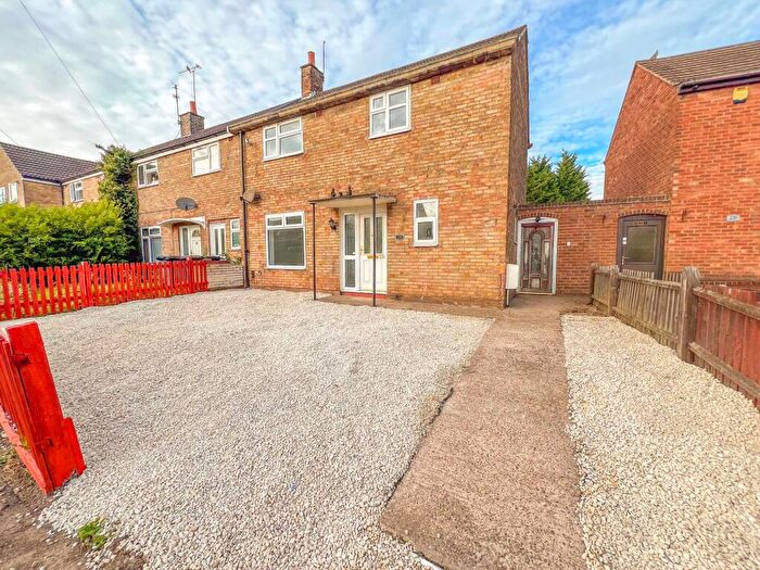 3 Bedroom End Of Terrace House For Sale In Cedar Road, Nuneaton, CV10