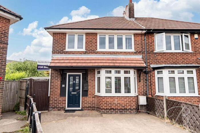 3 Bedroom Semi-Detached House For Sale In Maundale Avenue, Sutton-In-Ashfield, NG17