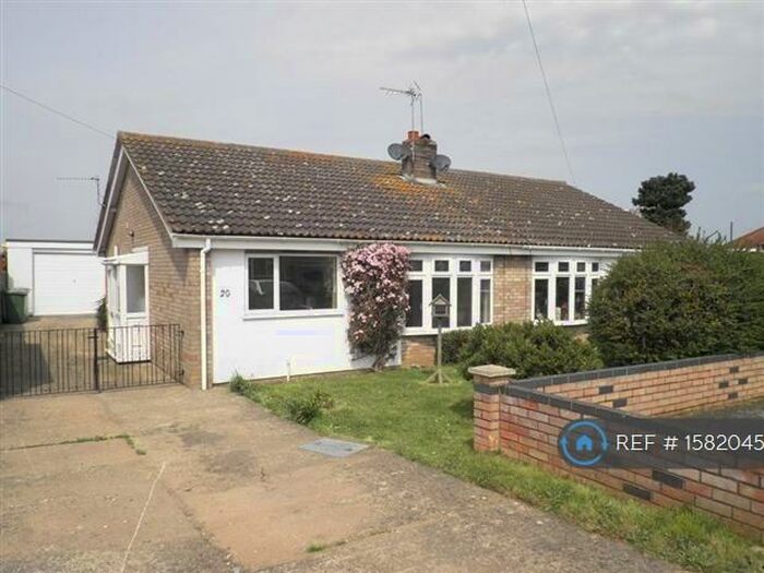 2 Bedroom Bungalow To Rent In Fishley View, Acle, Norwich, NR13