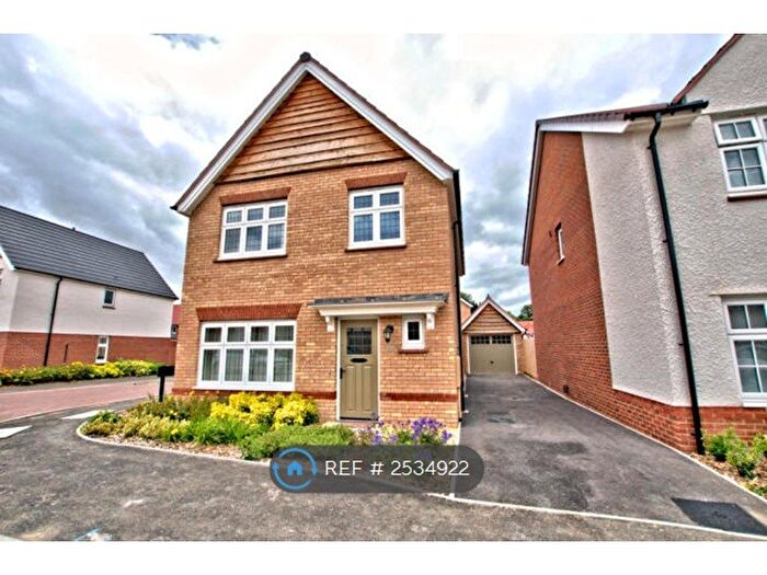 3 Bedroom Detached House To Rent In St. Edmunds Way, Hauxton, Cambridge, CB22