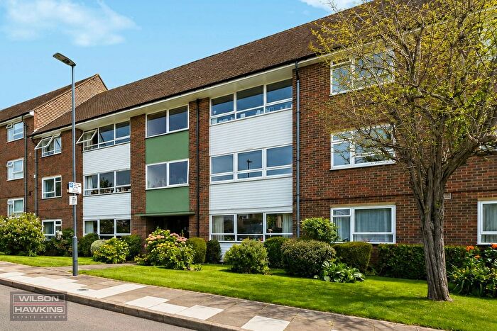 2 Bedroom Flat For Sale In Byron Hill Road, Harrow On The Hill, HA2
