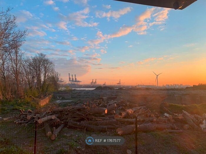 1 Bedroom Flat To Rent In Harbour View, Northfleet, DA11