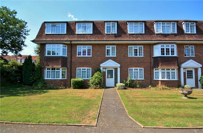 2 Bedroom Flat To Rent In Grosvenor Court, Guildford, GU4