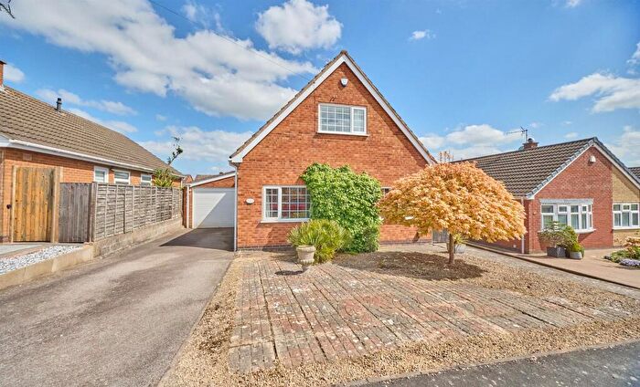 2 Bedroom Detached Bungalow For Sale In De La Bere Crescent, Burbage, LE10