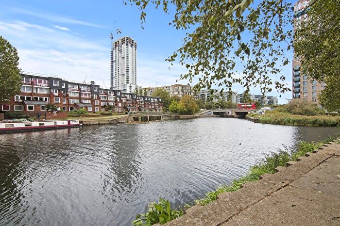1 Bedroom Apartment For Sale In Bream Close, Tottenham Hale, N17