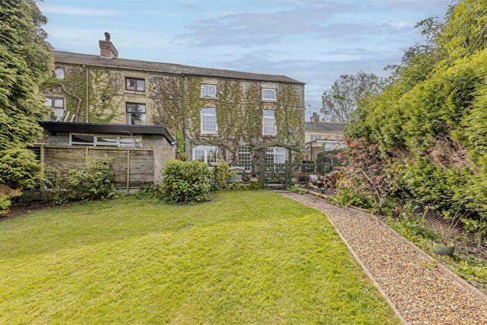 4 Bedroom House For Sale In Colclough Lane, Newchapel, Stoke On Trent, ST6