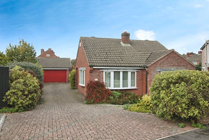 3 Bedroom Detached Bungalow For Sale In Studland Avenue, Rugby, CV21