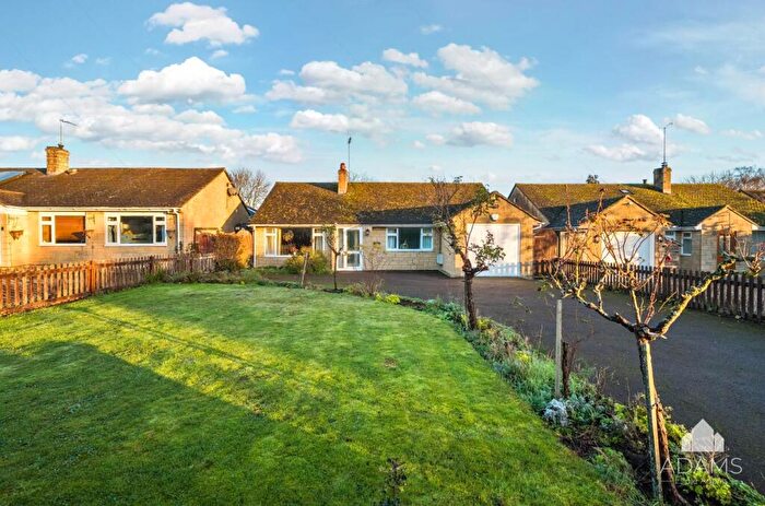 3 Bedroom Detached Bungalow For Sale In Becketts Lane, Greet, Nr Winchcombe, GL54