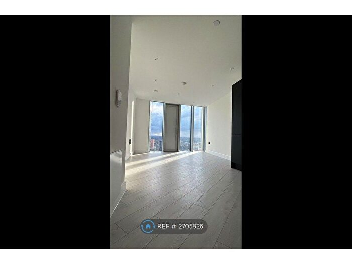 1 Bedroom Flat To Rent In Manchester, Manchester, M3