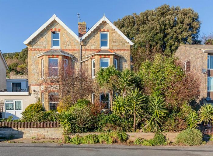 4 Bedroom Property For Sale In Bonchurch, Isle Of Wight, PO38