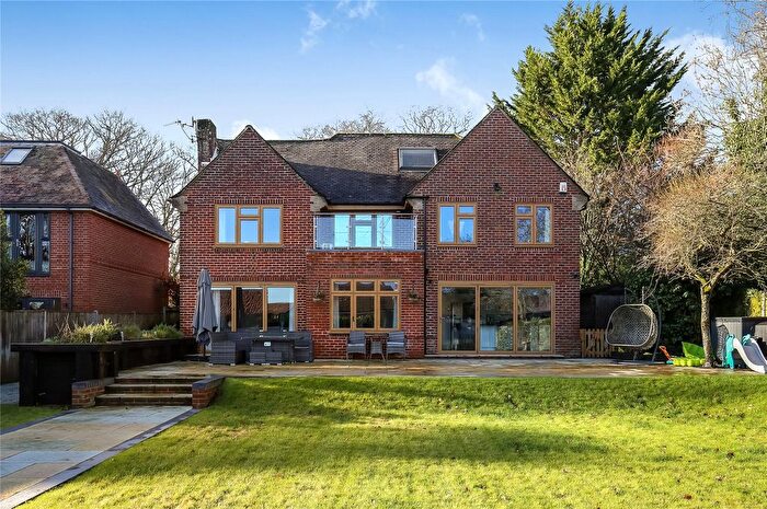 4 Bedroom Country House For Sale In Rownhams Lane, Rownhams, Southampton, Hampshire, SO16